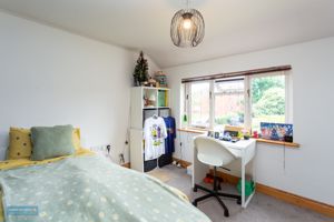 Bedroom- click for photo gallery